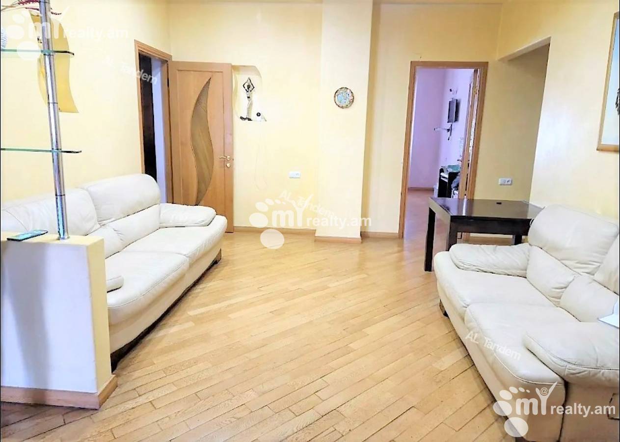 4 bedroom apartment for sale خیابان پوشکین, مرکز شهر ایروان, 140351