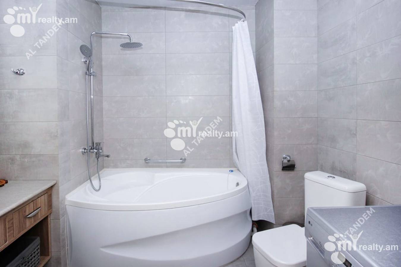 3 bedroom apartment for sale Yekmalyan St, Center Yerevan, 159046