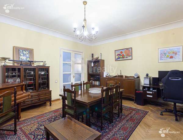 4-bedroom/apartment-for-sale/Zarobyan+St/Center/Yerevan