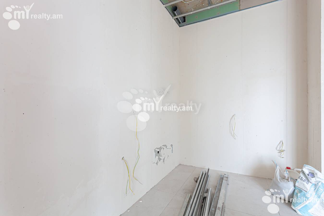 3 bedroom apartment for sale G. Hovsepyan St, Norque Marache Yerevan, 155576