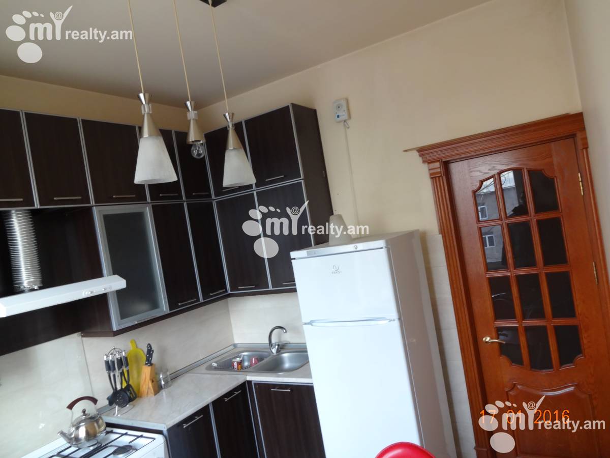 2 bedroom apartment for rent خیابان چارِنتس, مرکز شهر ایروان, 155182