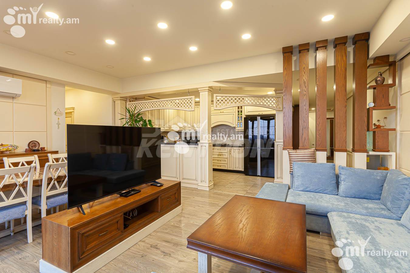 4 սենյականոց բնակարան  Լեռ. Կամսարի փող, Կենտրոն Երևան, 153801