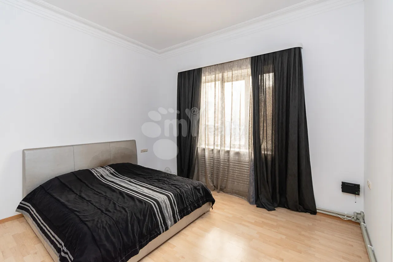4 bedroom apartment for rent خیابان و. واقارشیان, عربگیر ایروان, 160166