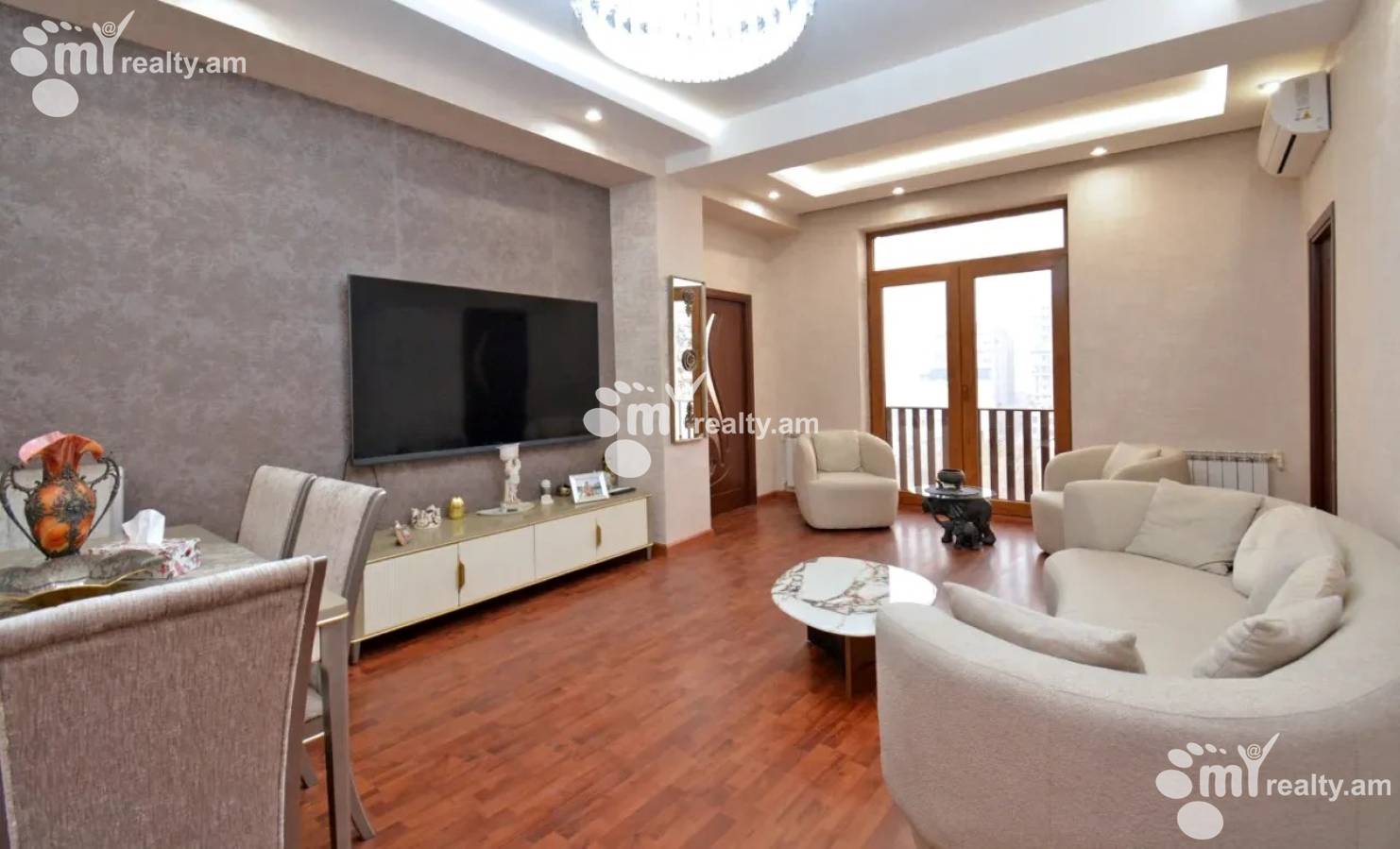 3 սենյականոց բնակարան  Հր.Քոչար փող, Արաբկիր Երևան, 160515