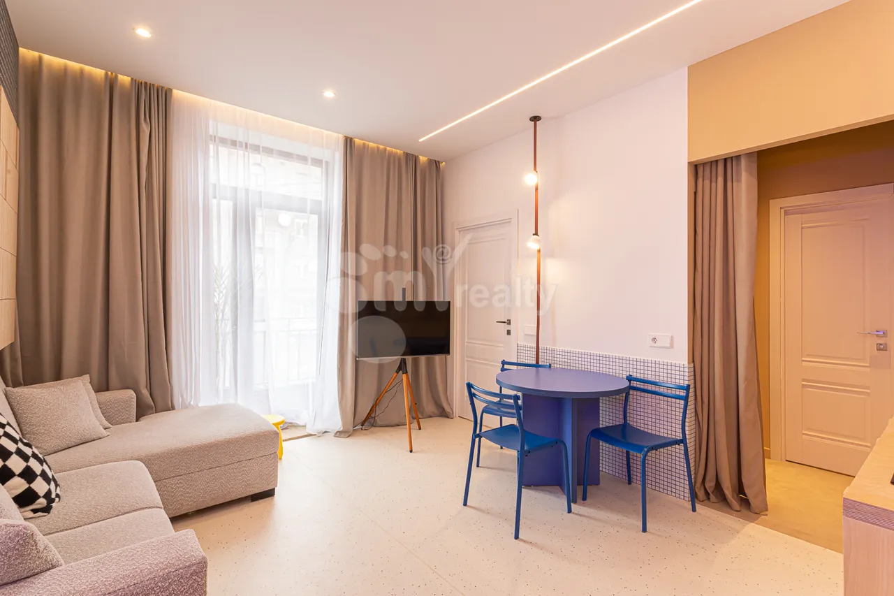 2 bedroom apartment for rent A.Manukyan St, Center Yerevan, 160051
