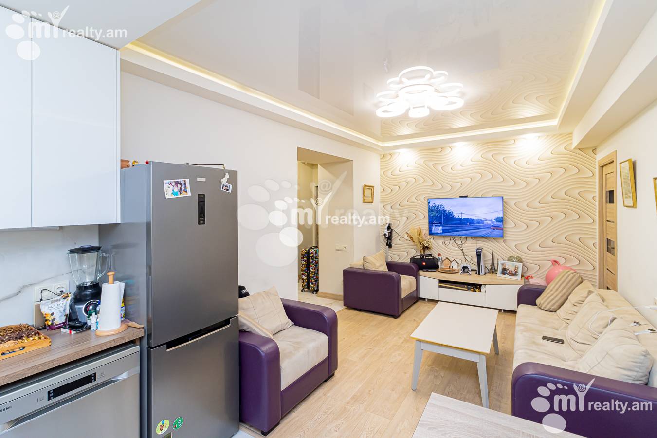 3 bedroom apartment for sale خیابان ناردُس, مرکز شهر ایروان, 139059