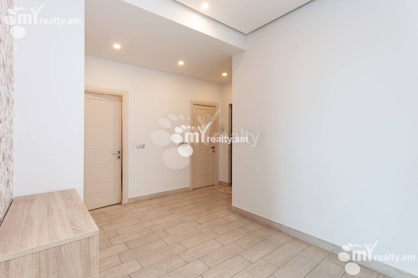 3 bedroom apartment for rent Tsitsernakaberd Highway, Center Yerevan, 148665