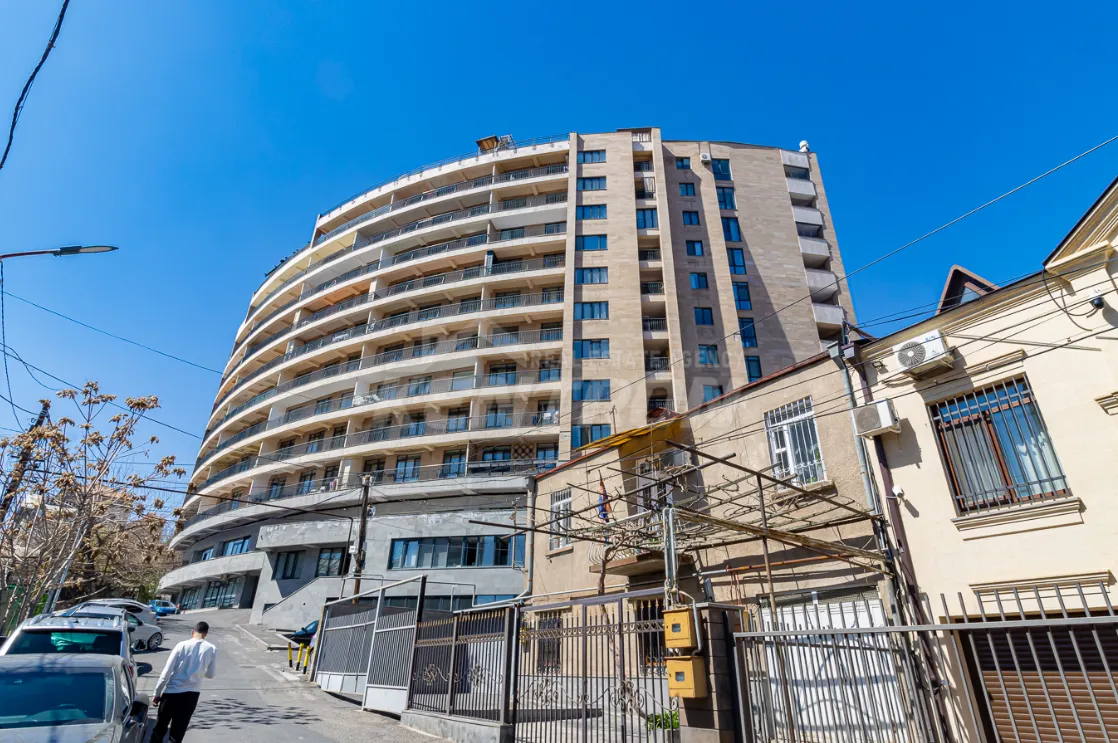 4 bedroom apartment for sale خیابان د. دِمیرچیان, مرکز شهر ایروان, 157680