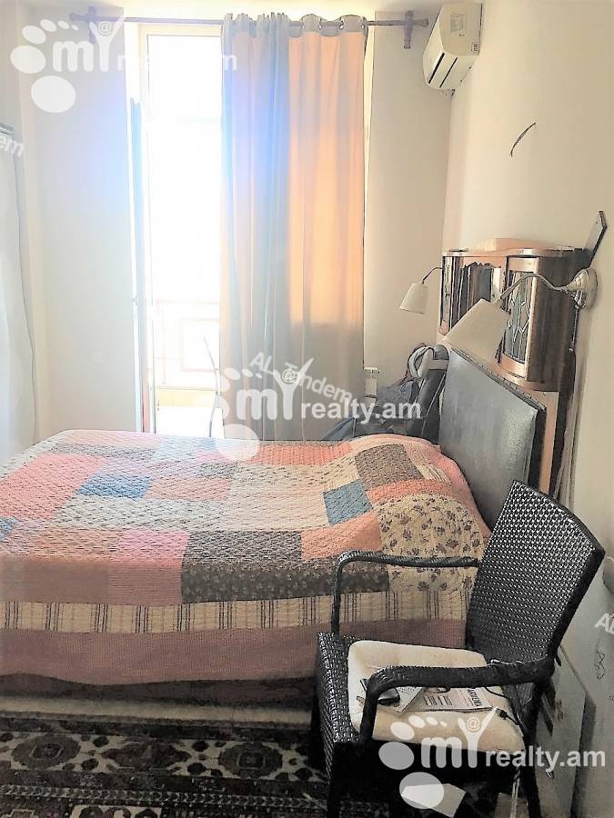 3 bedroom apartment for sale Rostom St, Center Yerevan, 142274