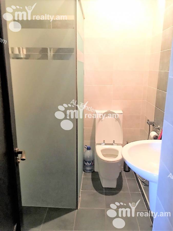 3 bedroom apartment for sale Rostom St, Center Yerevan, 142274