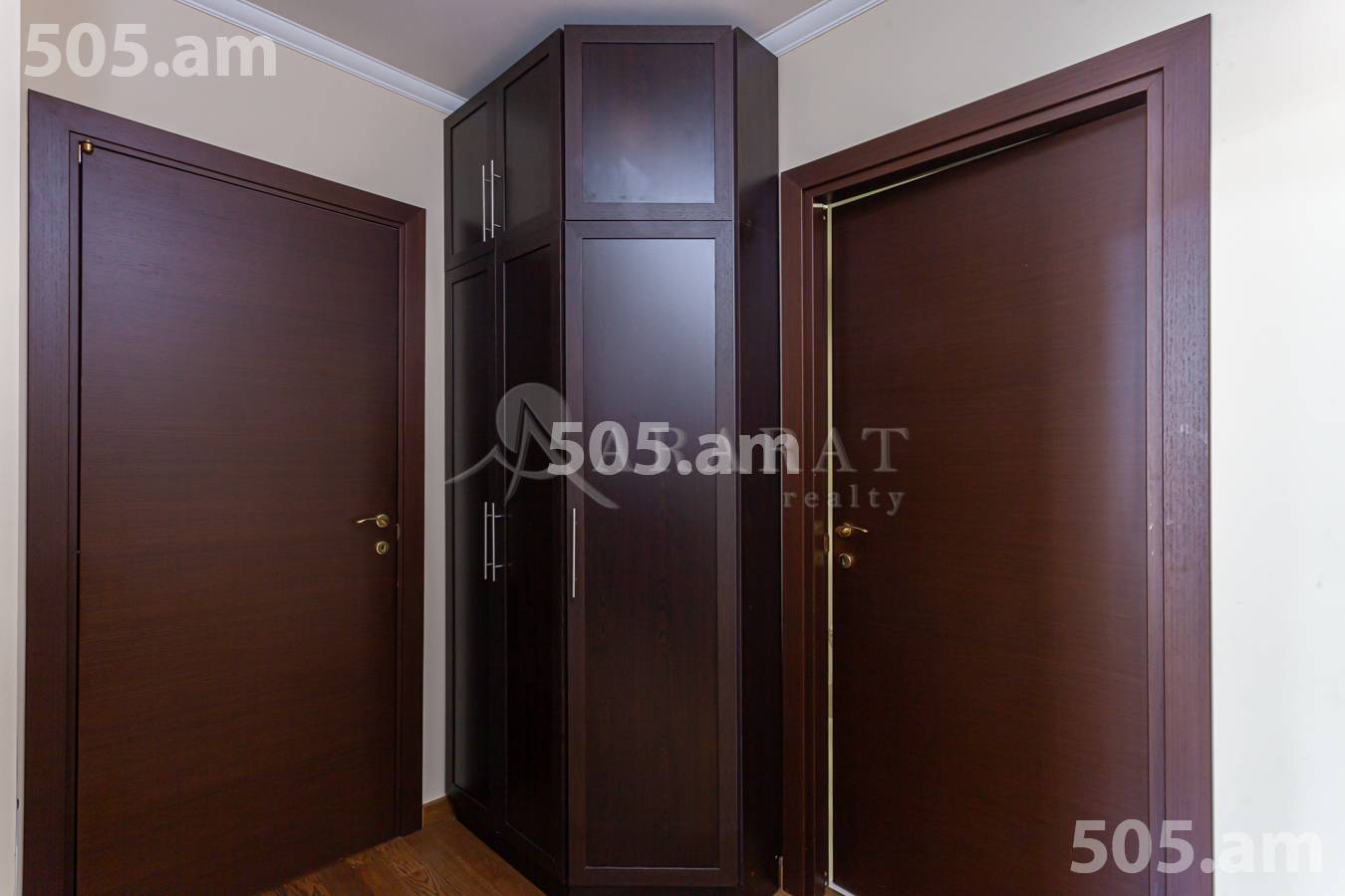 3 bedroom apartment for rent خیابان وازگِن سارگیسیان, مرکز شهر ایروان, 151410