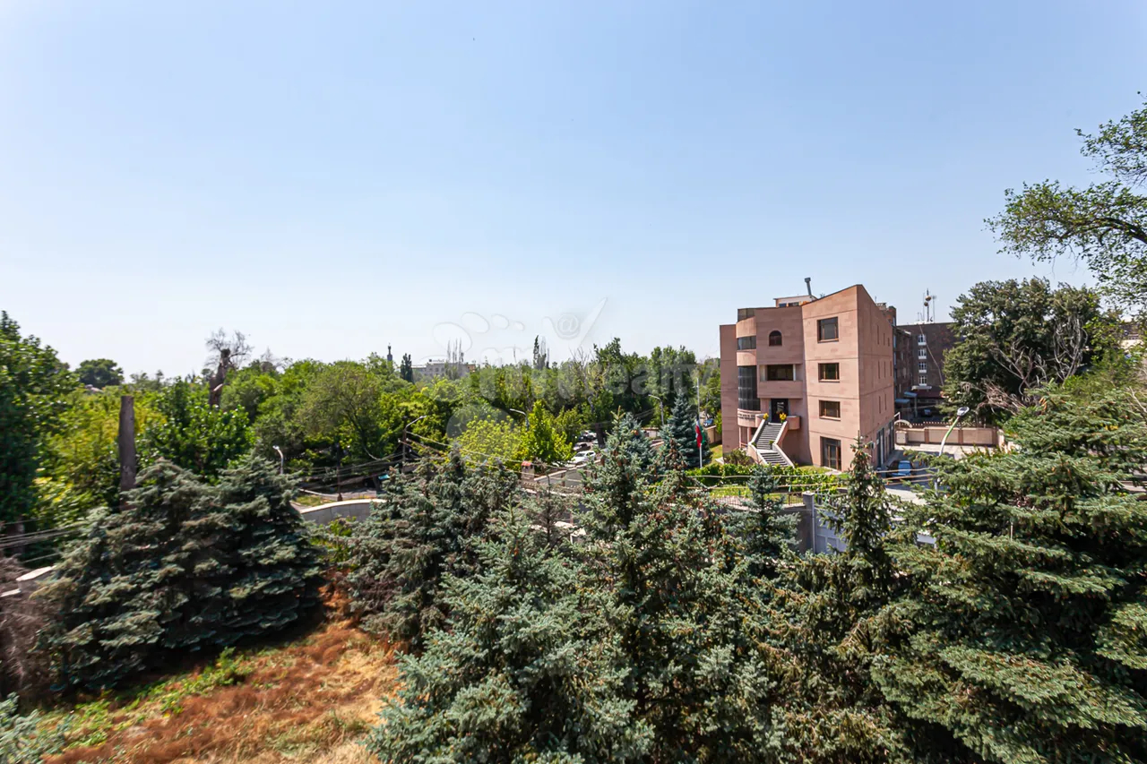 House for sale خیابان بابایان, عربگیر ایروان, 161362