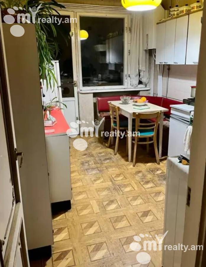 4 սենյականոց բնակարան  Վ.Վաղարշյան փող, Արաբկիր Երևան, 159593