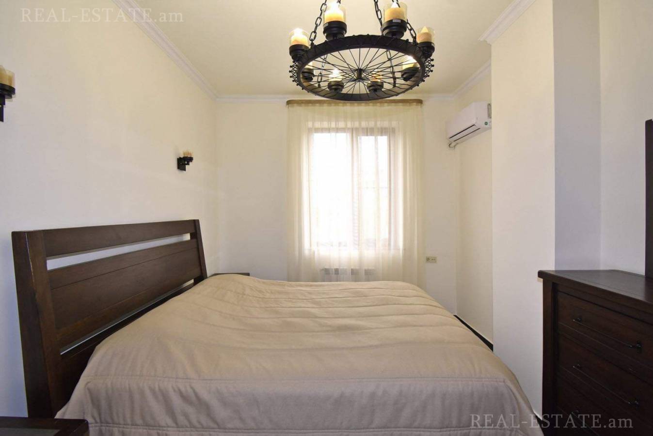 4 bedroom apartment for sale Sayat-Nova Ave, Center Yerevan, 138465