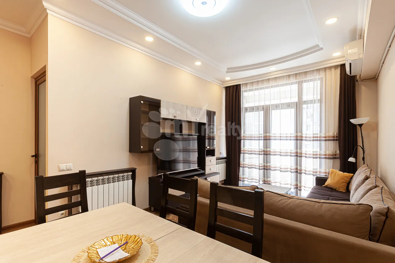 3 bedroom apartment for sale Yekmalyan St, Center Yerevan, 160123