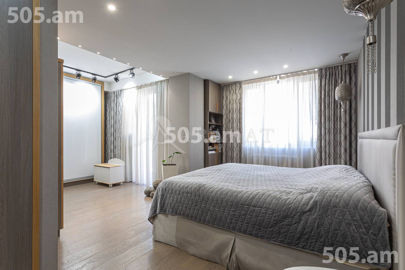 5 bedroom apartment for sale خیابان آنتارایین, مرکز شهر ایروان, 156281