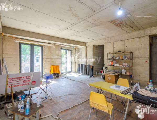 komercion-vacharq-Yerevan-Center