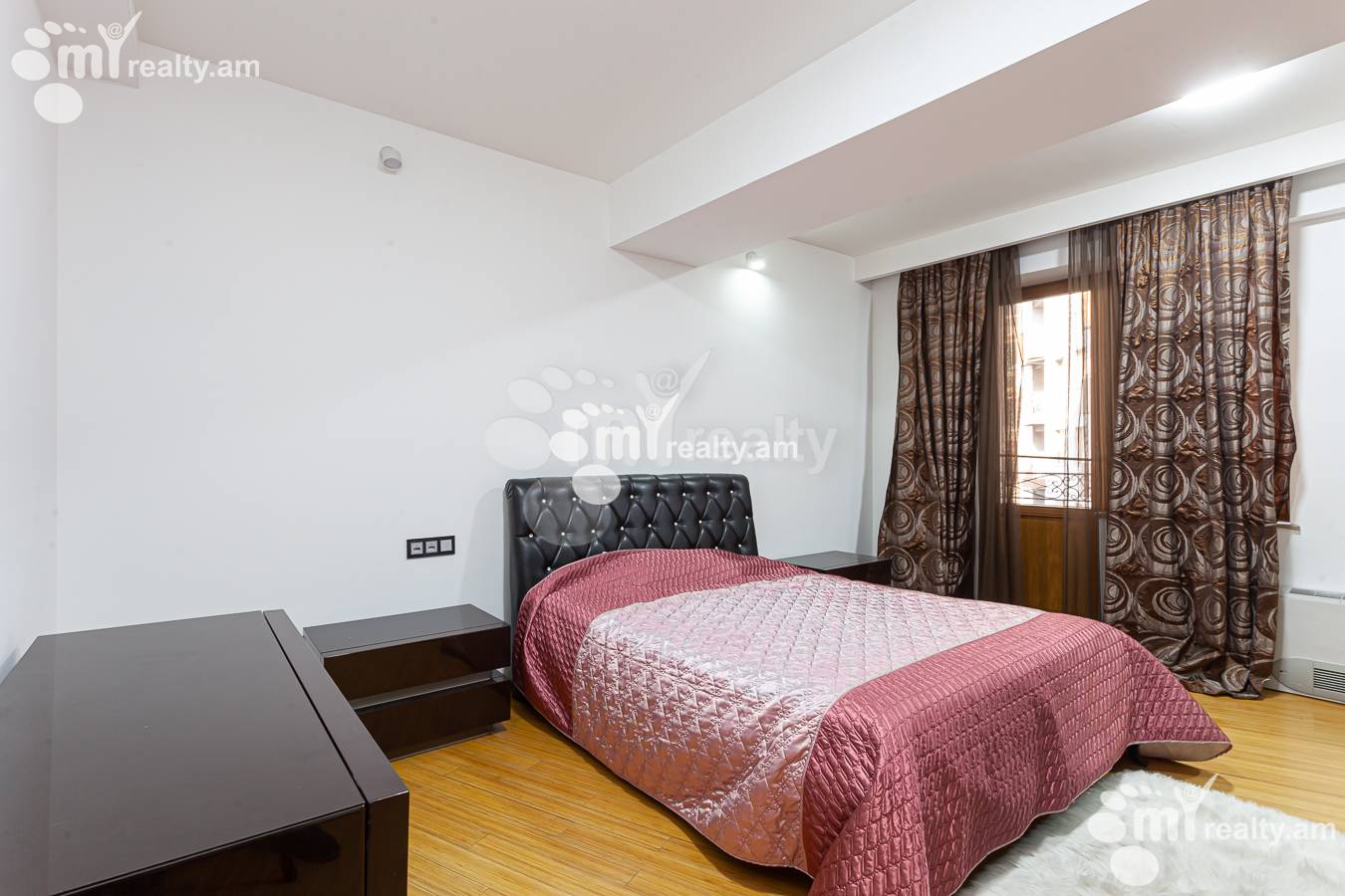 5 սենյականոց բնակարան  Հյուսիսային պող, Կենտրոն Երևան, 154616