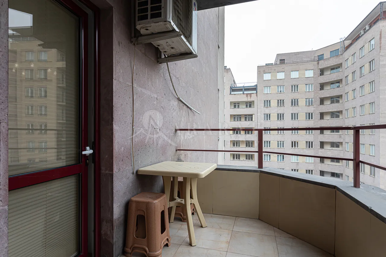 Купить 3 комнатную квартиру Северный пр, Центр Ереван, 157971