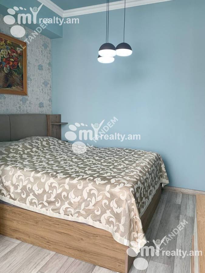 4 bedroom apartment for sale خیابان لِر. کامسار, مرکز شهر ایروان, 159122