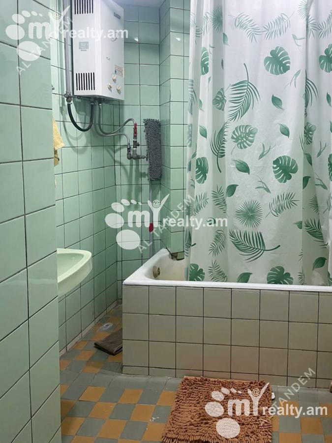 3 bedroom apartment for sale Tumanyan St, Center Yerevan, 155888