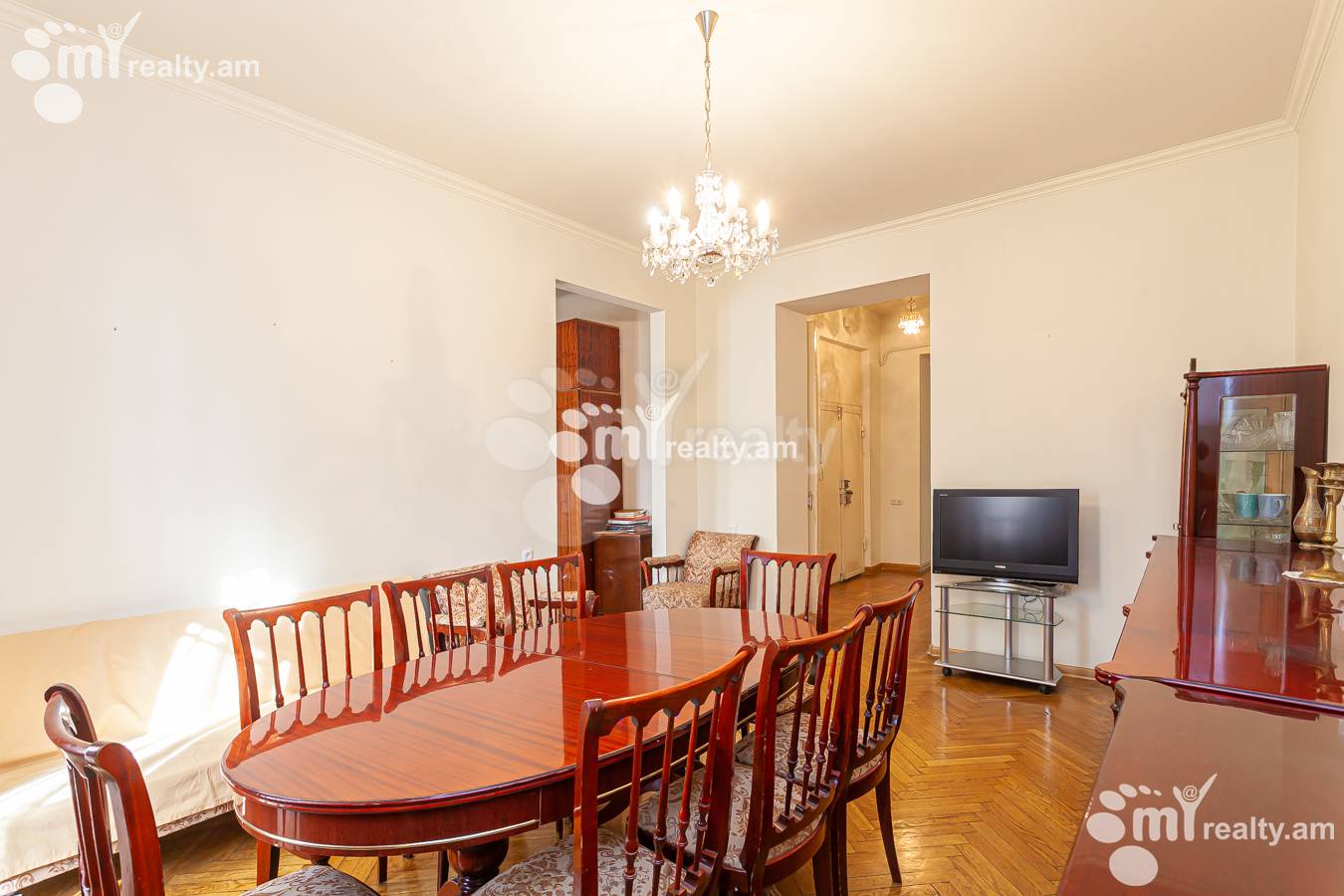 3 bedroom apartment for sale خیابان چارِنتس, مرکز شهر ایروان, 144765