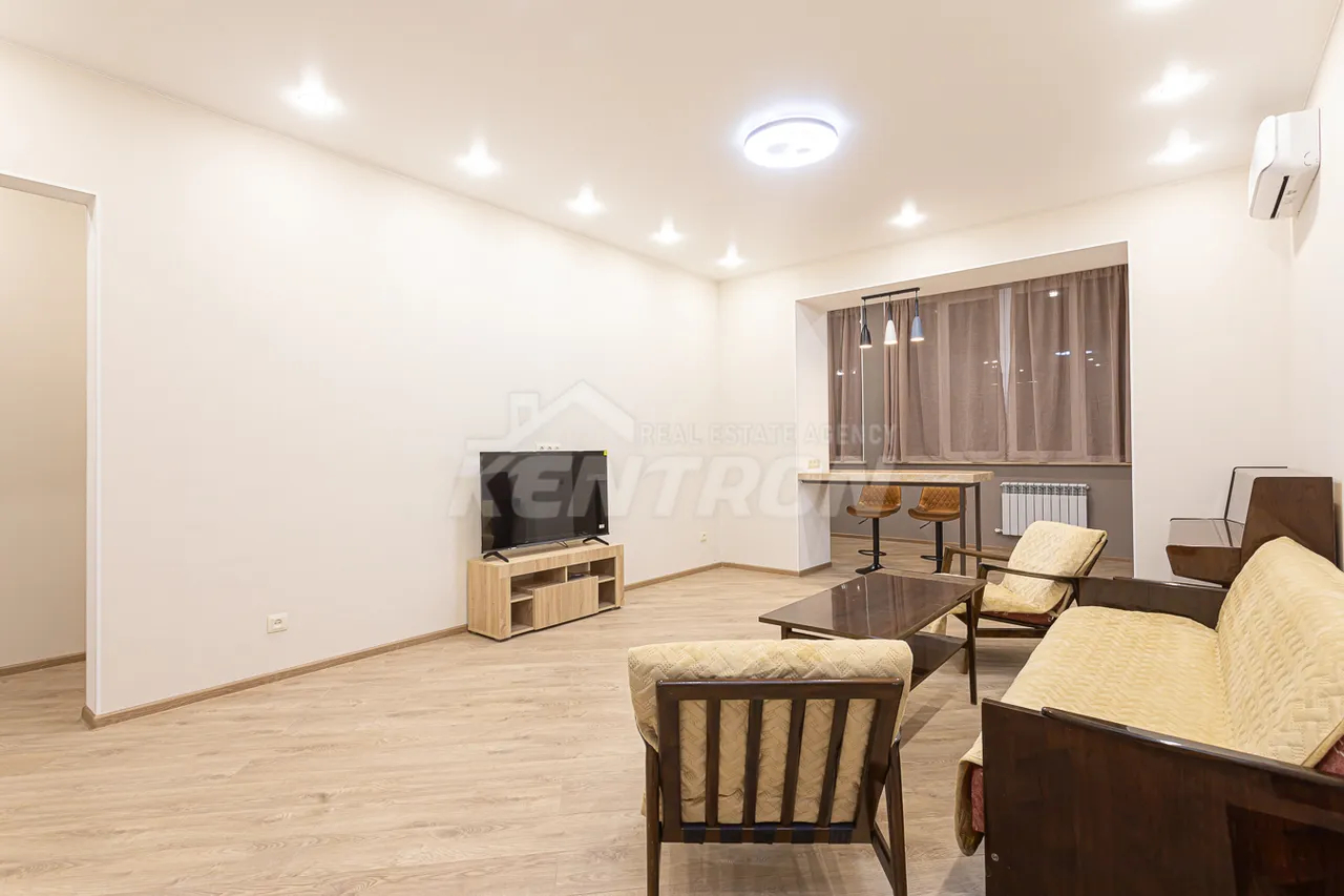 3 bedroom apartment for rent خیابان ساریان, مرکز شهر ایروان, 158709
