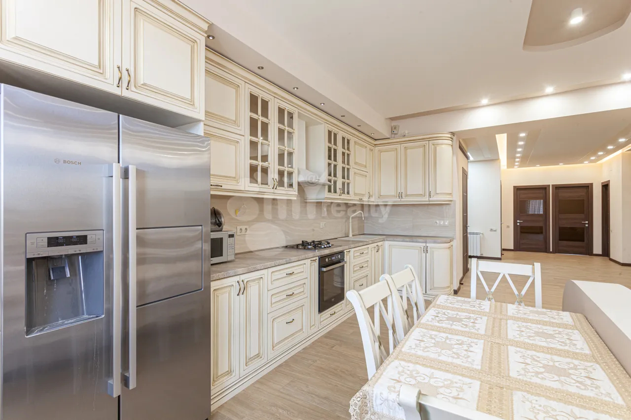 3 bedroom apartment for rent Mikoyan St, Davtashen Yerevan, 159435