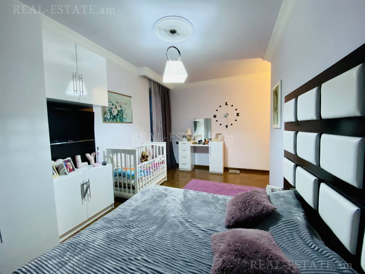 4 bedroom apartment for sale Leningradyan st., Malatja-Sebastja Yerevan, 140272