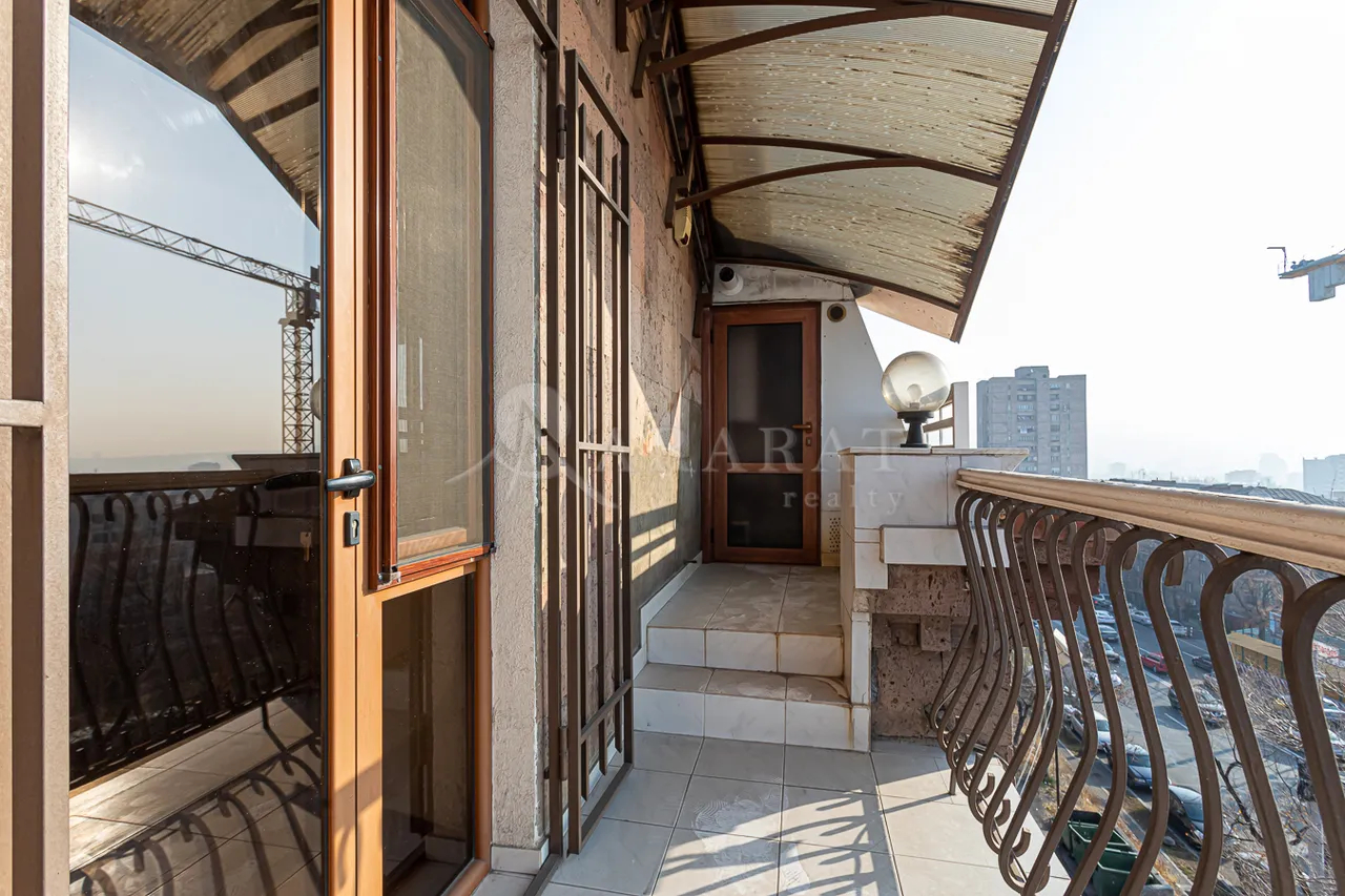 4 bedroom apartment for sale Baghramyan av(Arabkir), Arabkir Yerevan, 158395