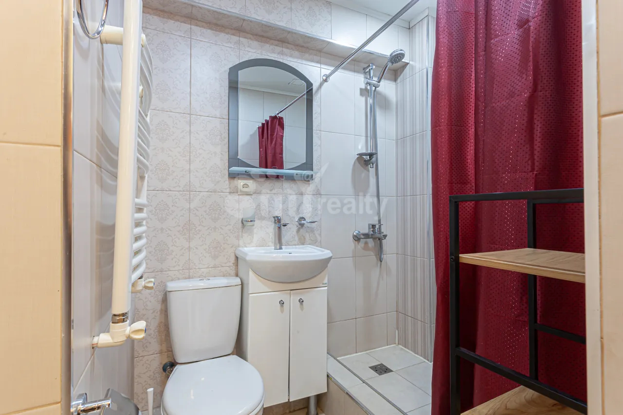 2 սենյականոց բնակարան վարձով Պուշկինի փող, Կենտրոն Երևան, 160201