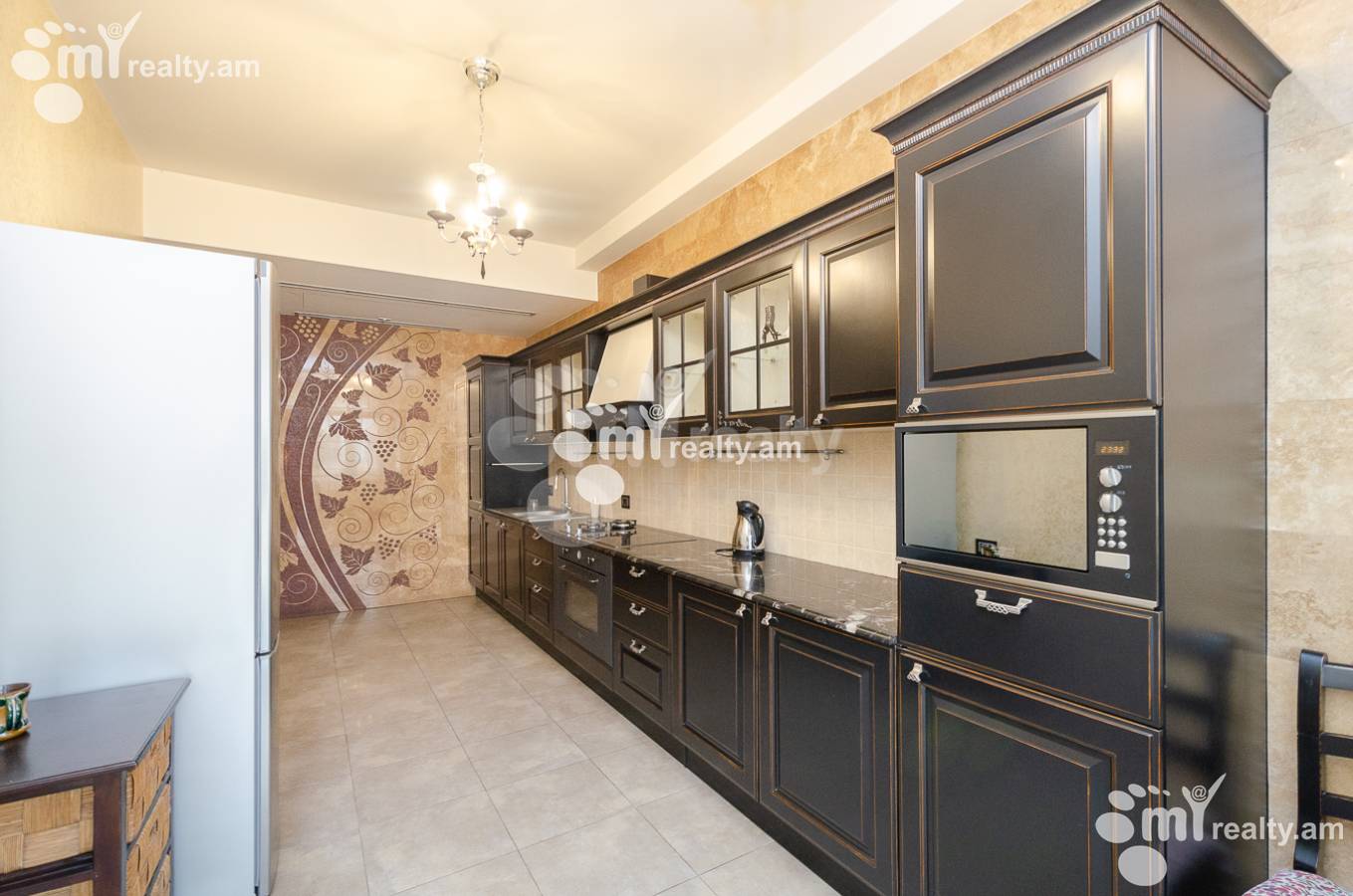 3 սենյականոց բնակարան վարձով Հյուսիսային պող, Կենտրոն Երևան, 149037