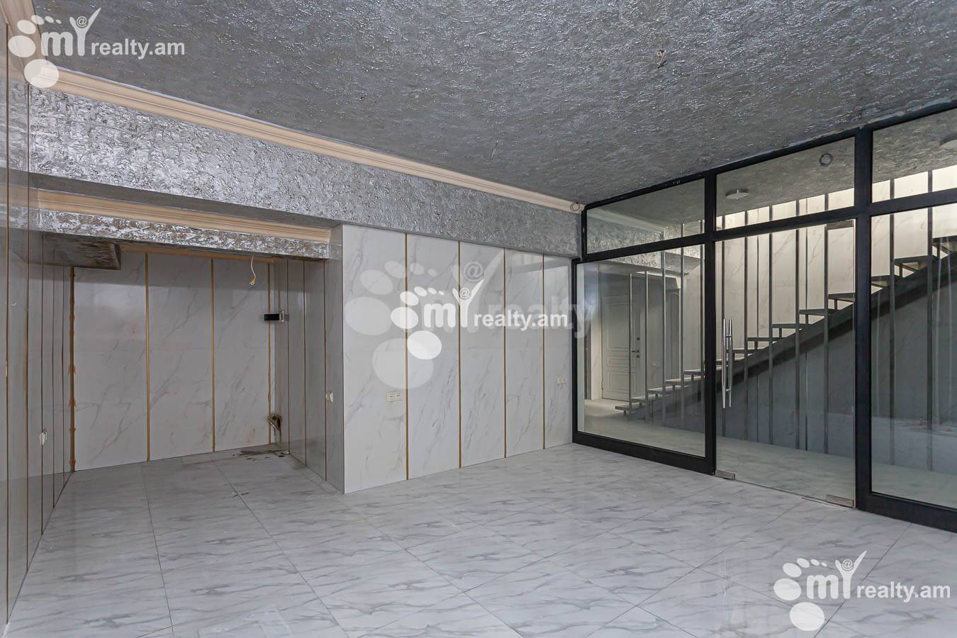 Կոմերցիոն տարածք վարձով Տերյան փող, Կենտրոն Երևան, 153541