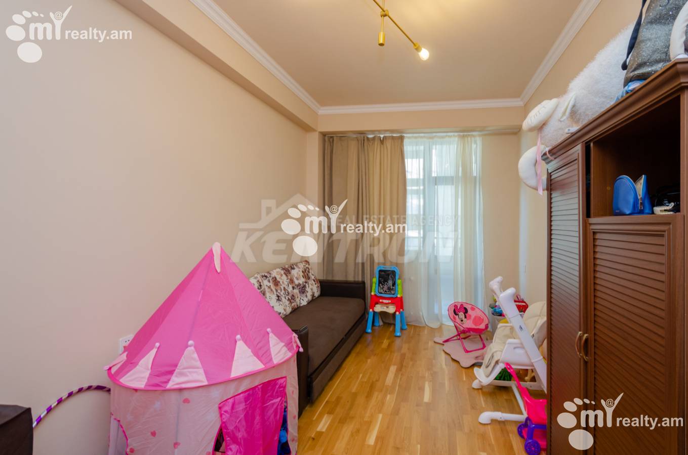 3 bedroom apartment for sale خیابان سِواک, کاناکِر – زیتون ایروان, 136094