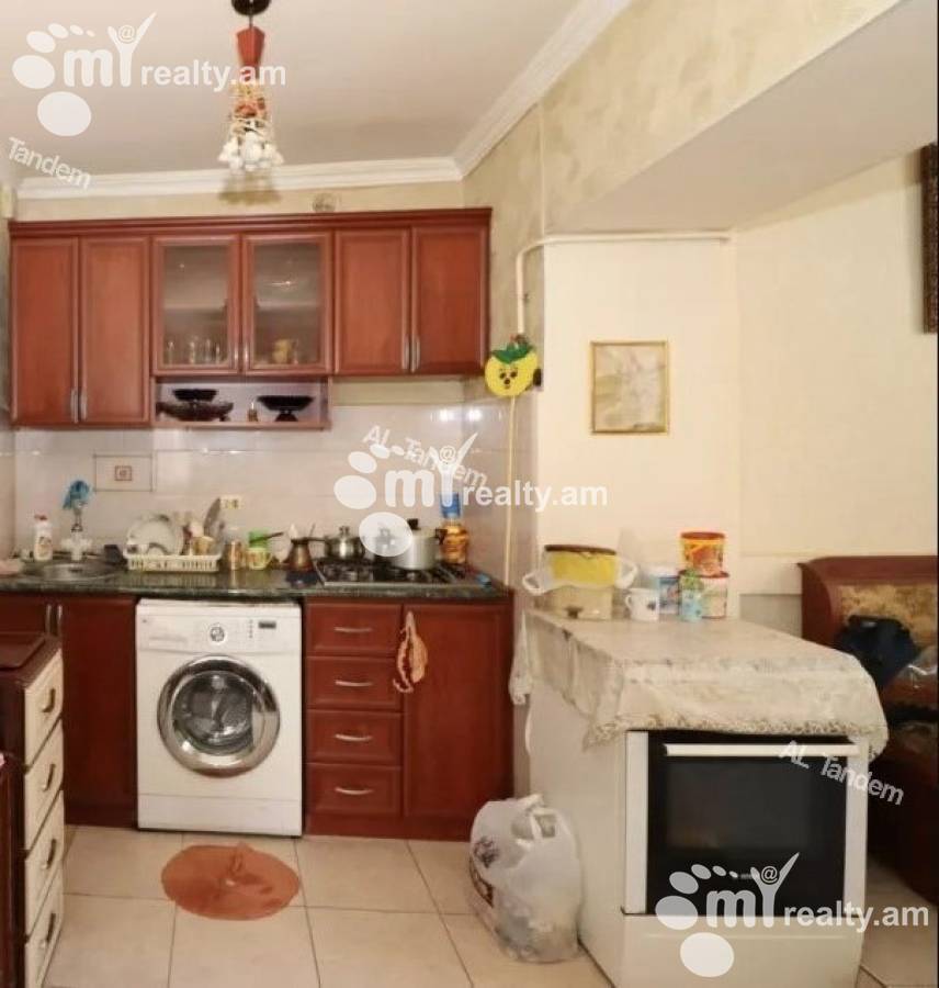 3 bedroom apartment for sale خیابان آرشاکونیاک, مرکز شهر ایروان, 147170