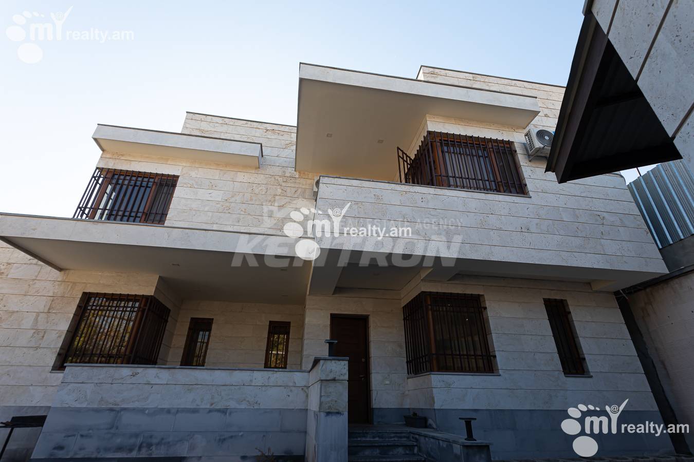 Купить дом Лусинянц, Центр Ереван, 157169