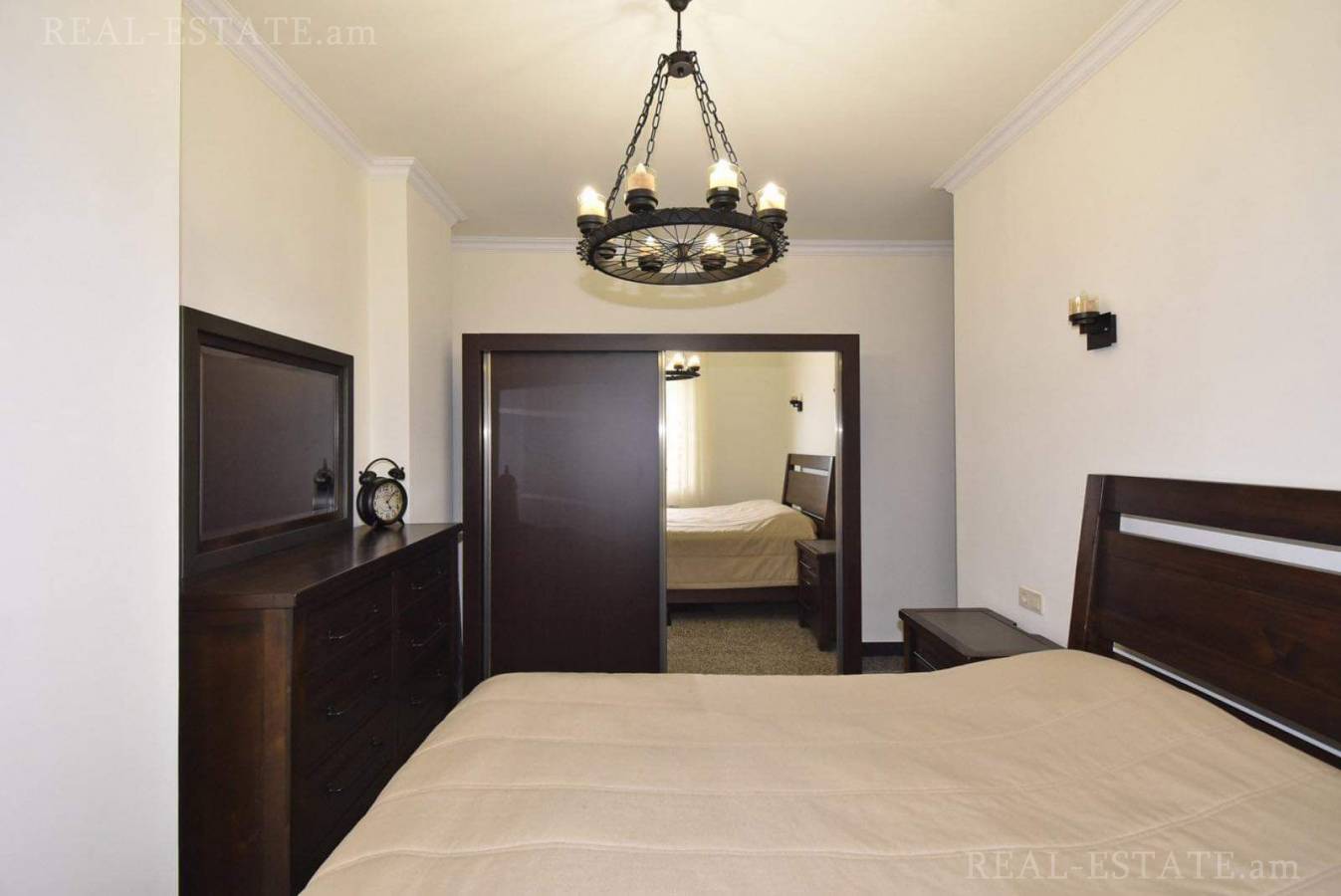 4 bedroom apartment for sale Sayat-Nova Ave, Center Yerevan, 138465