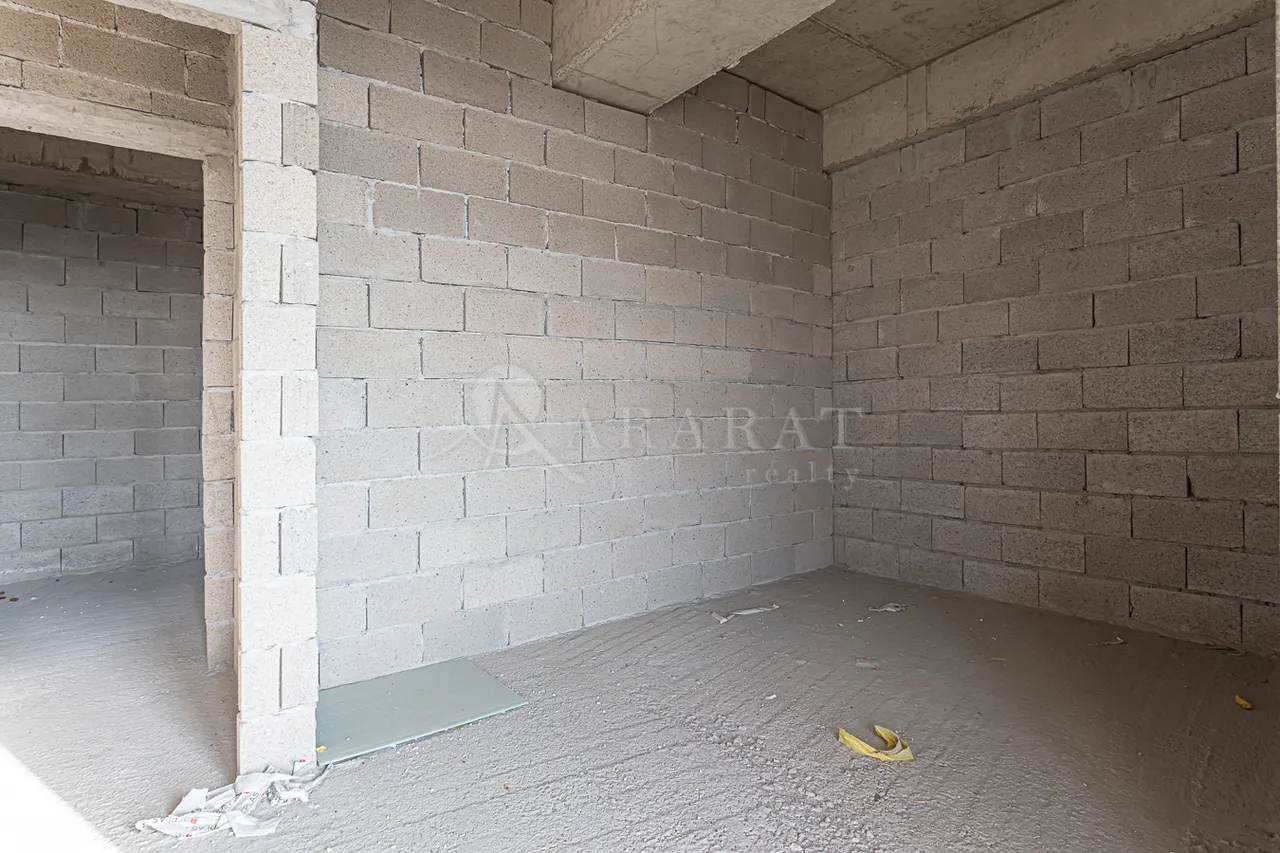 3 bedroom apartment for sale Antarayin St, Center Yerevan, 157848