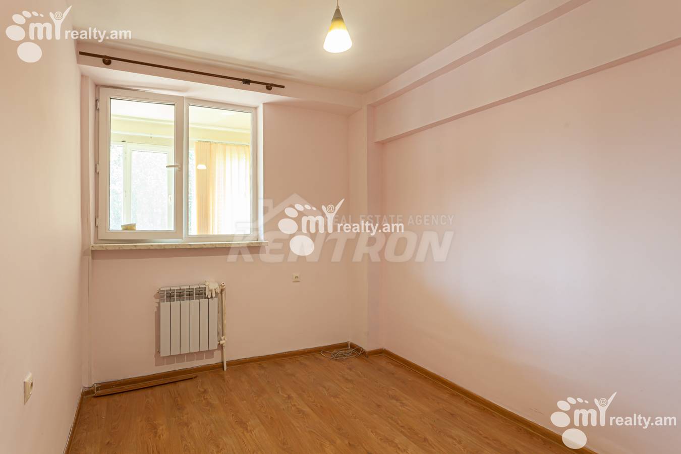 3 սենյականոց բնակարան  Մաշտոցի պող, Կենտրոն Երևան, 152051