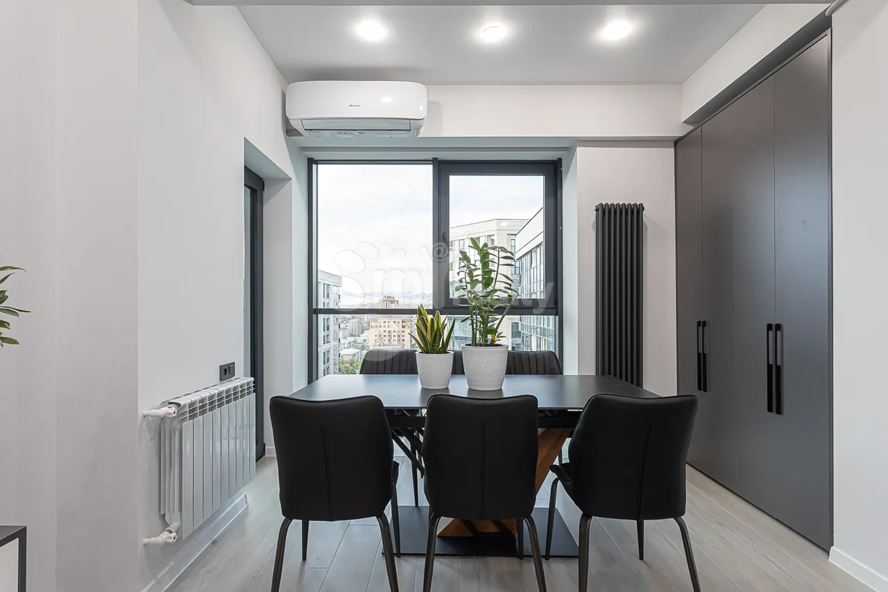 3 bedroom apartment for sale خیابان کومیتاس, عربگیر ایروان, 157458