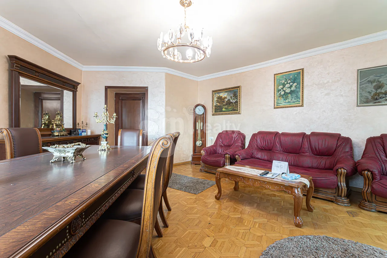 2 սենյականոց բնակարան  Տիգրան Մեծի պող, Կենտրոն Երևան, 157567