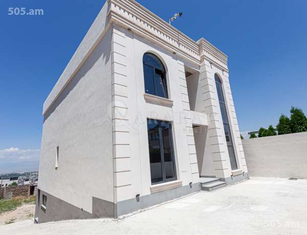 arandznatun-vacharq-Yerevan-Avan