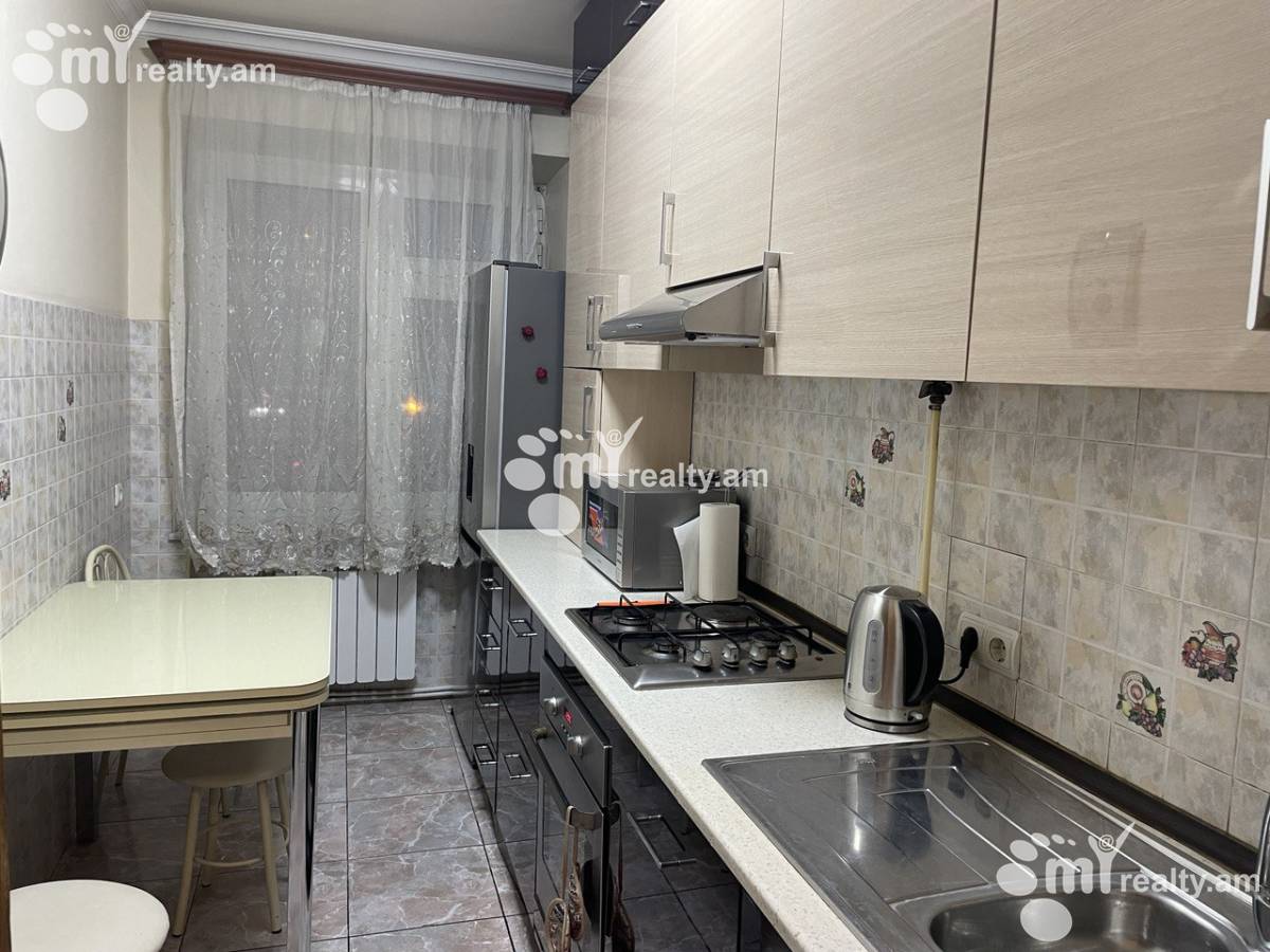 Снять 3 комнатную квартиру Азатутян пр, Арабкир Ереван, 150843