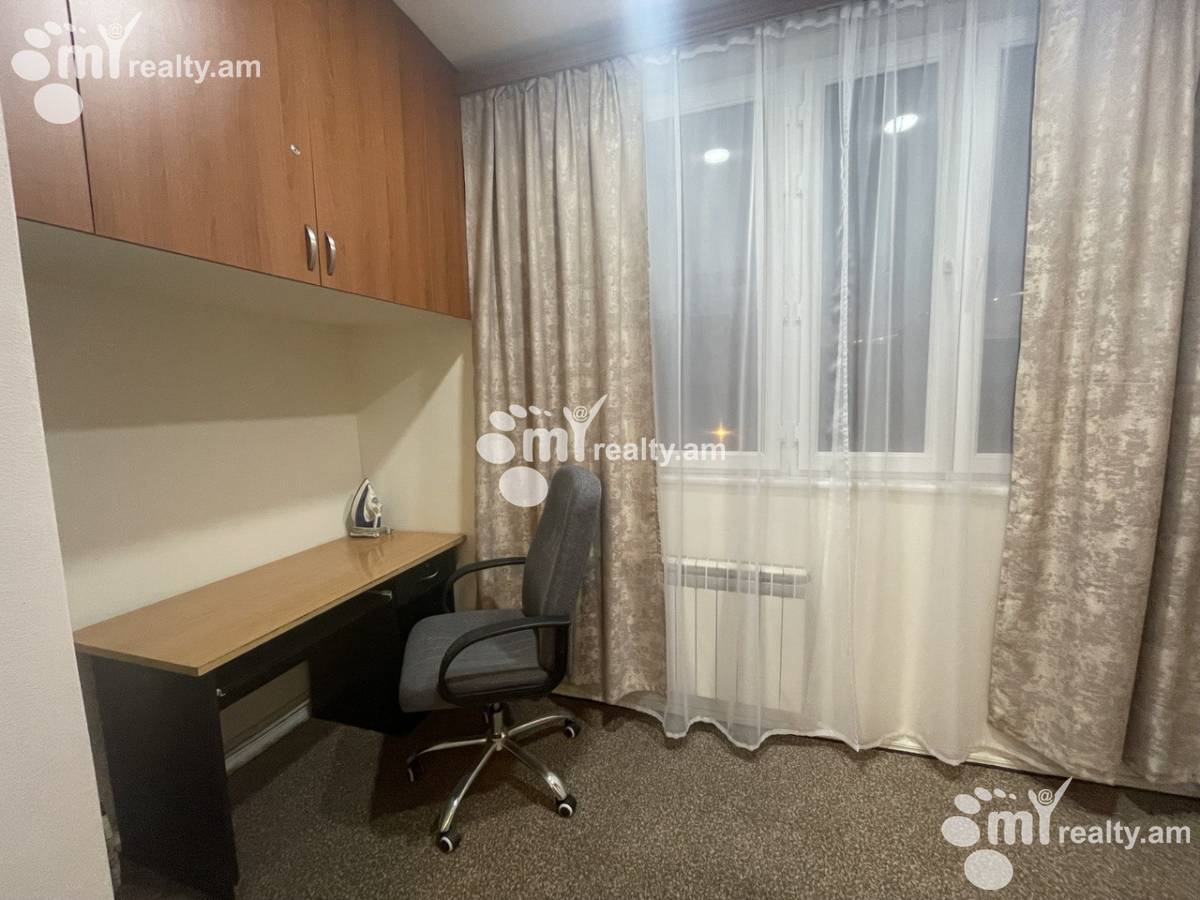 Снять 3 комнатную квартиру Азатутян пр, Арабкир Ереван, 150843