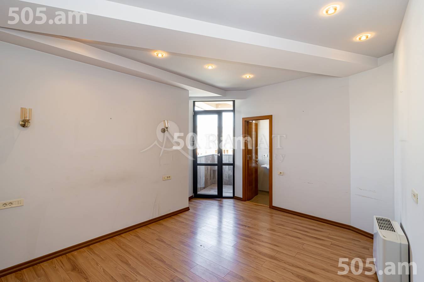 4 bedroom apartment for sale D. Demirchyan St, Center Yerevan, 155365