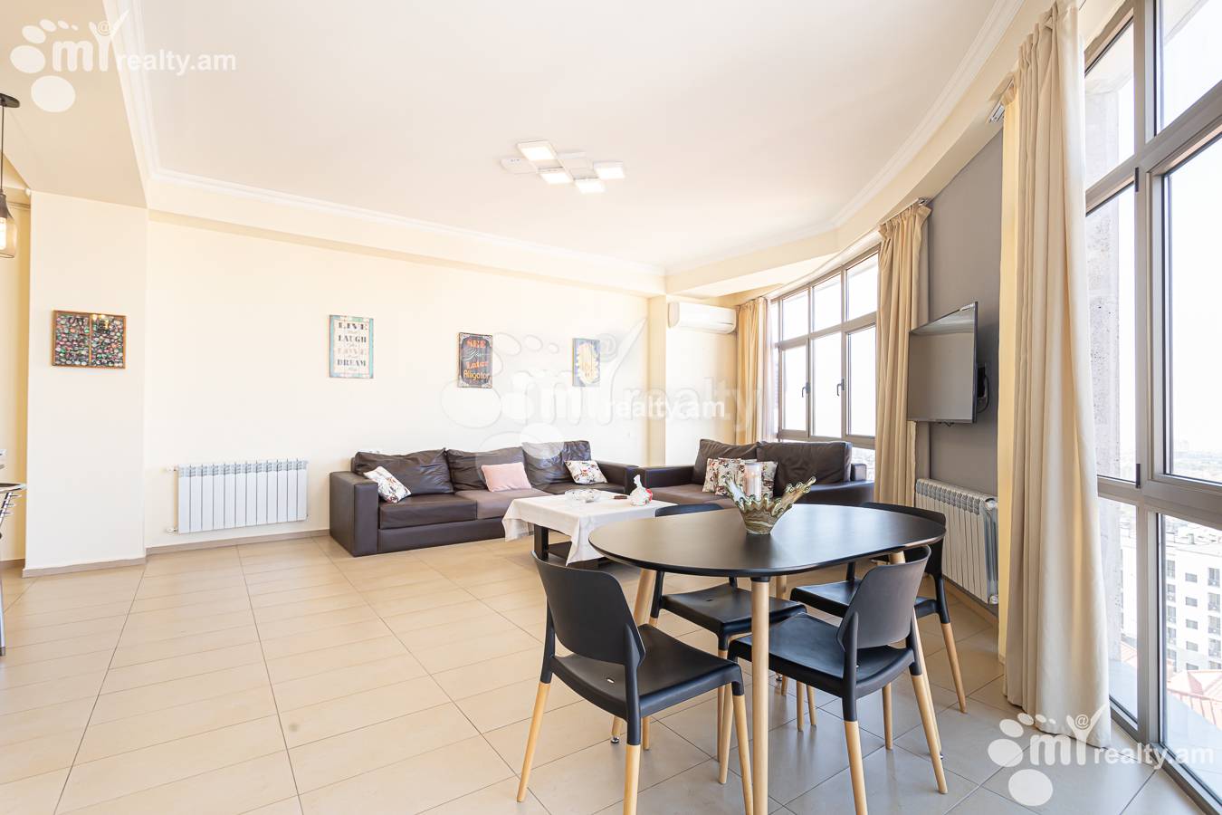 4 սենյականոց բնակարան վարձով Անտառային փող, Կենտրոն Երևան, 156942