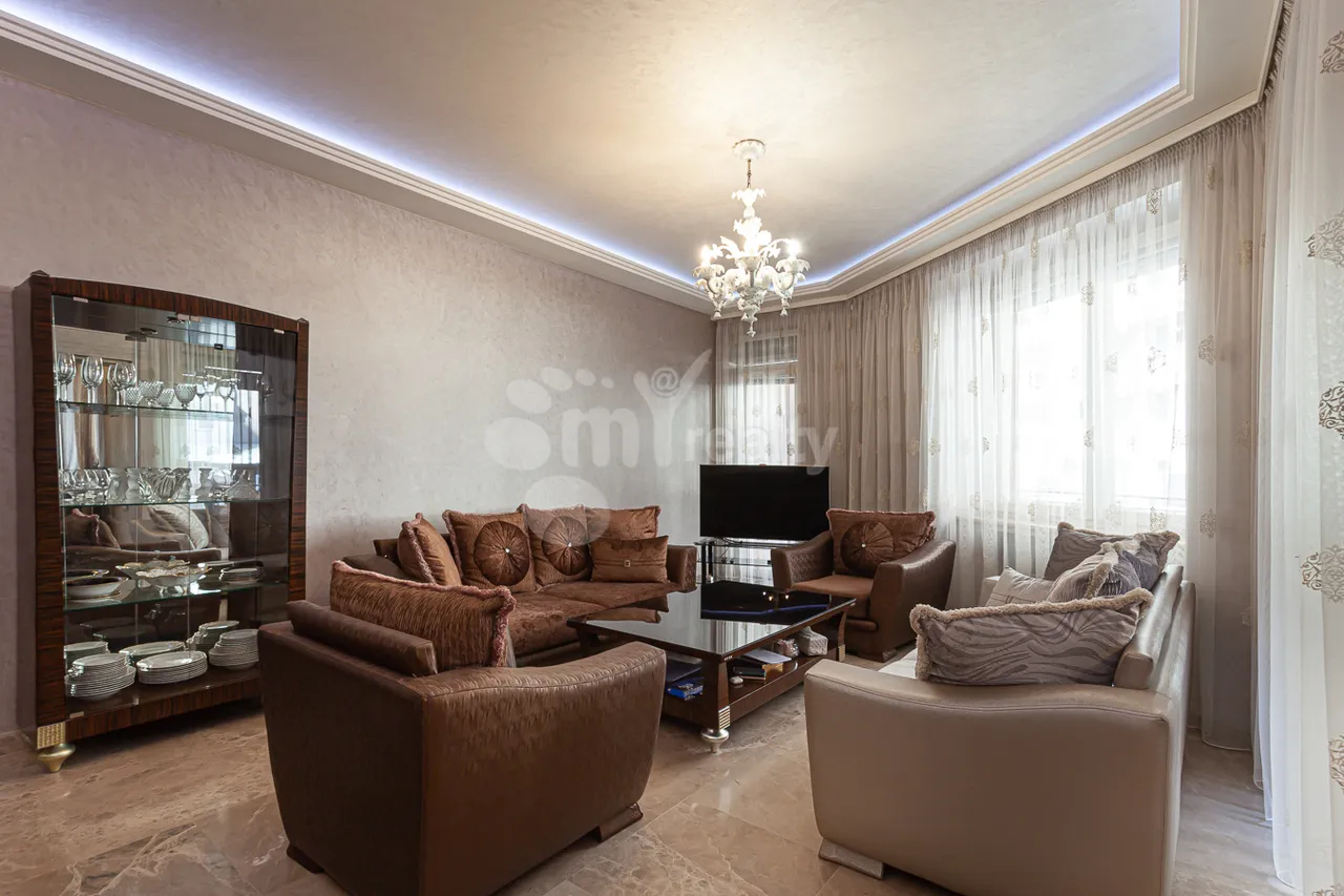 3 bedroom apartment for rent (خیابان نورترن (شمالی, مرکز شهر ایروان, 161504
