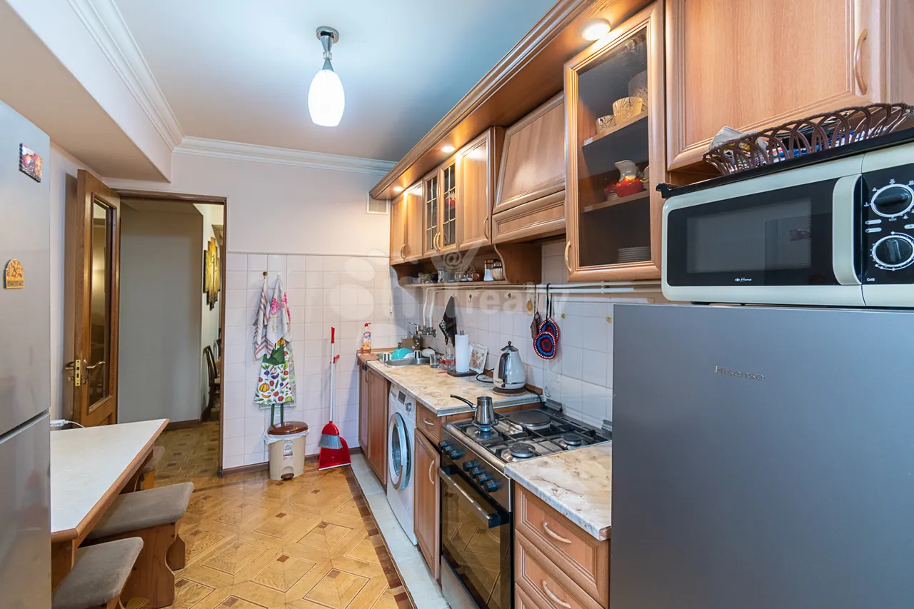 3 bedroom apartment for sale Vratsakan 4 alley, Arabkir Yerevan, 160351
