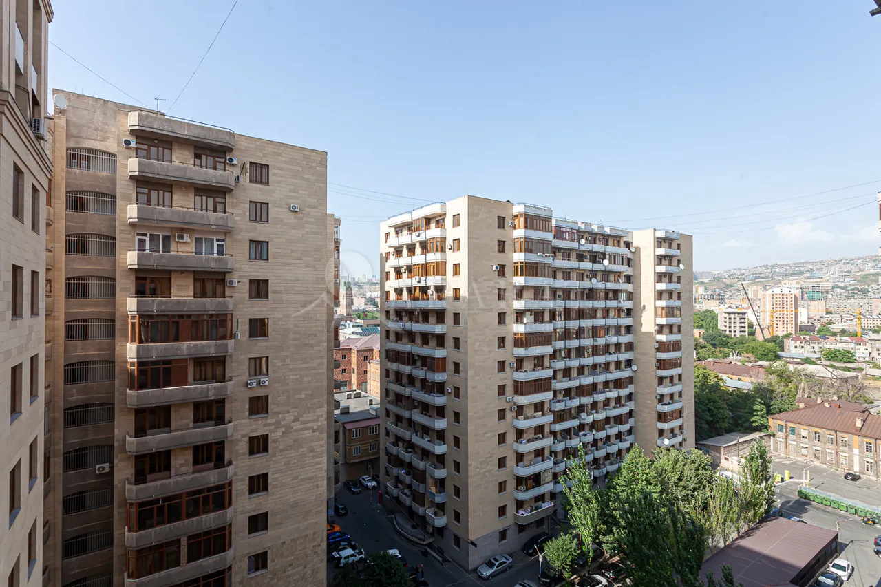 3 bedroom apartment for sale Argishti St, Center Yerevan, 157268