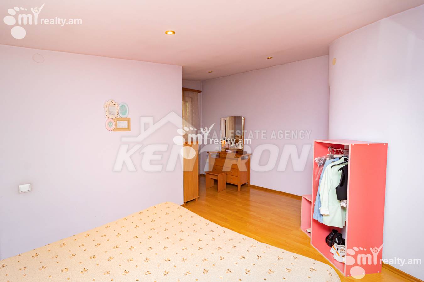 4 bedroom apartment for sale Mashtots Ave, Center Yerevan, 134208